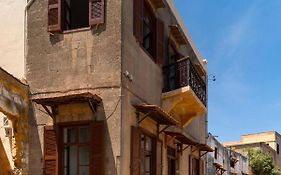 Traditional 3 Bedroom House In The Old Town
